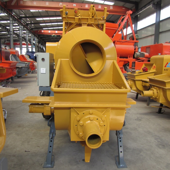 15m3/h Self Loading Concrete M - Concrete Mixer Small recensione e prezzo