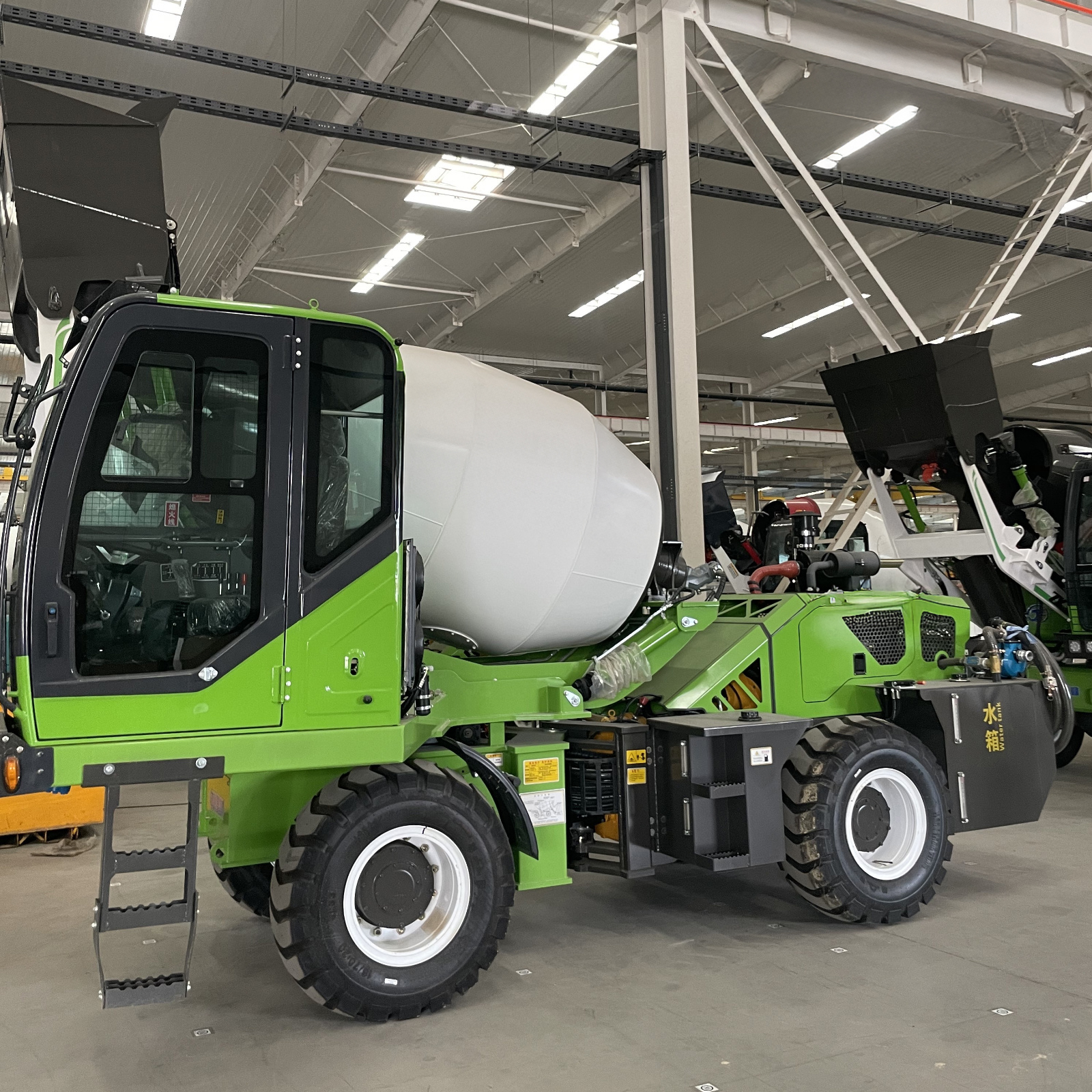 1 To 6.5m³ Mobile Self Loading - Concrete Mixer Small recensione e prezzo